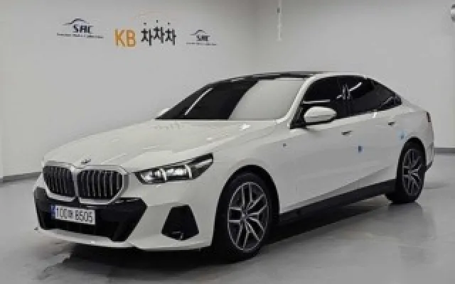 인천중고차구매요령 5시리즈 (G60) 520i 매물 사진 12 - 2024/02 32,490km